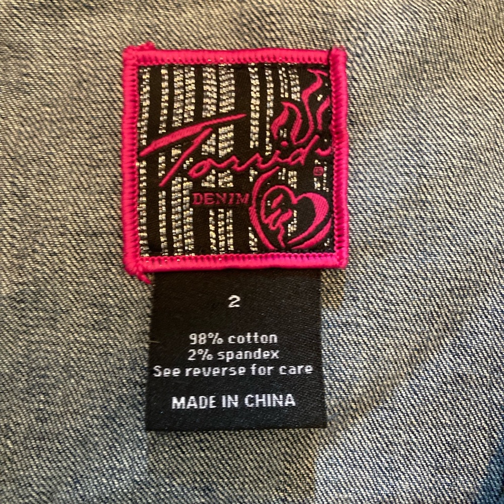 Torrid denim jacket - Picture 3 of 3